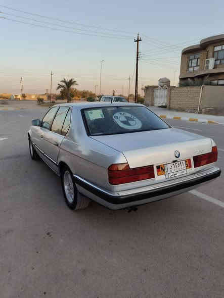 السلام عليكم بي ام حجم 735 موديل 1991 رقم انبار اسمي مشروع وطني سنويه لغايه ال 29 مكينه وكير فيفيتي حاويه  مكفولات سياره جاهزه من تخم تاير جديد حداديه خلفي امامي جدد تبريد ثلج ❄️ كهربايات كلها شغاله سياره مصبوغة عام للجماليه مكفوله من الضربه سياره مكفوله من الكص ونقل الجثه وكافه العيوب الشرعيه سياره جديده معنى الكلمه وجاهزه المكان واسط قضاء الحي السعر 55وبيها مجال
اتصال ***********
***********
