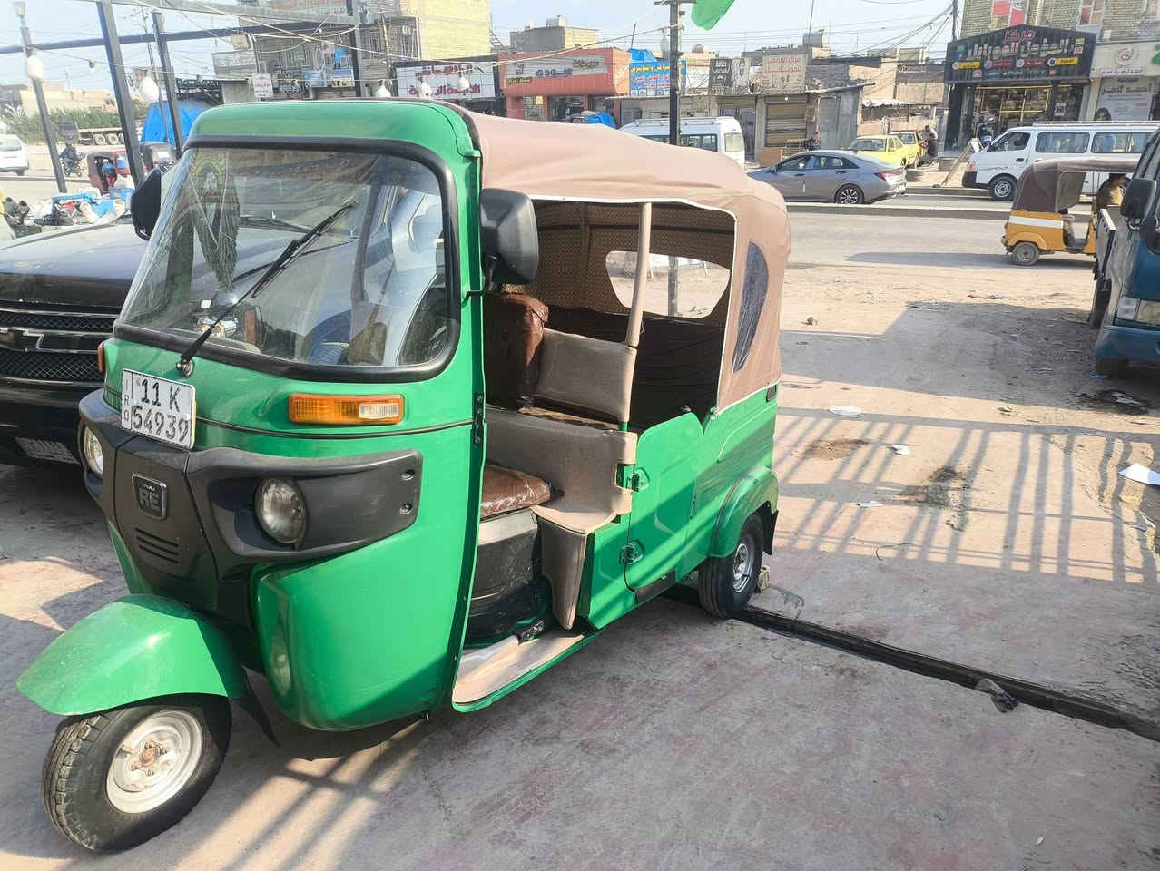 تكتك موديل 22رقم شهر 10رقم بغداد 
دوس مصبوغه مكينه اكسن كهربائيات جديد 
السعر 8200
العنوان بغداد حي نصر 
رقم الهاتف ***********
