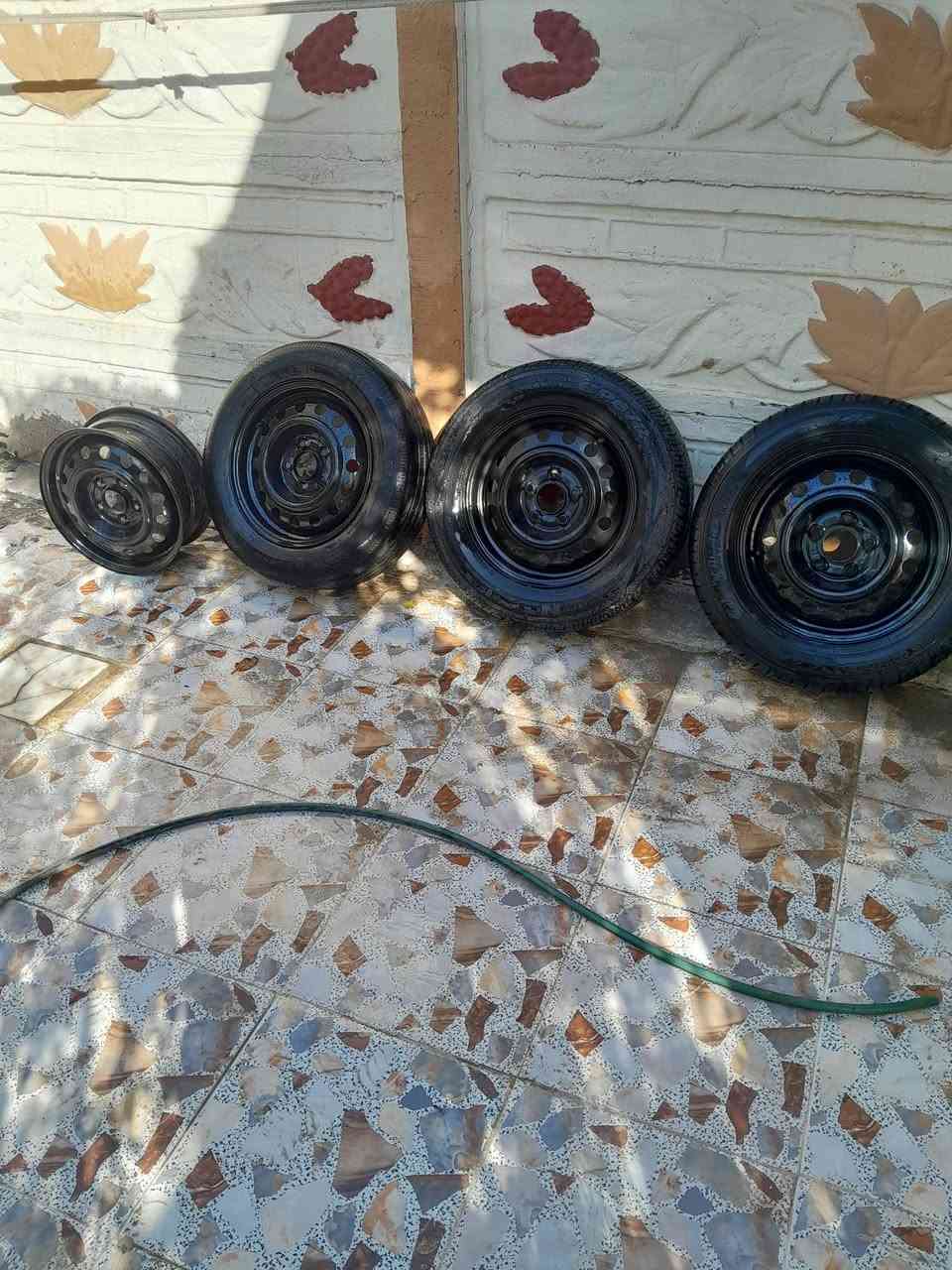 للبيع حجم 15  مكاني بابل سعر  175  ثنين  تايرات  جديدا  يباني   ***********
