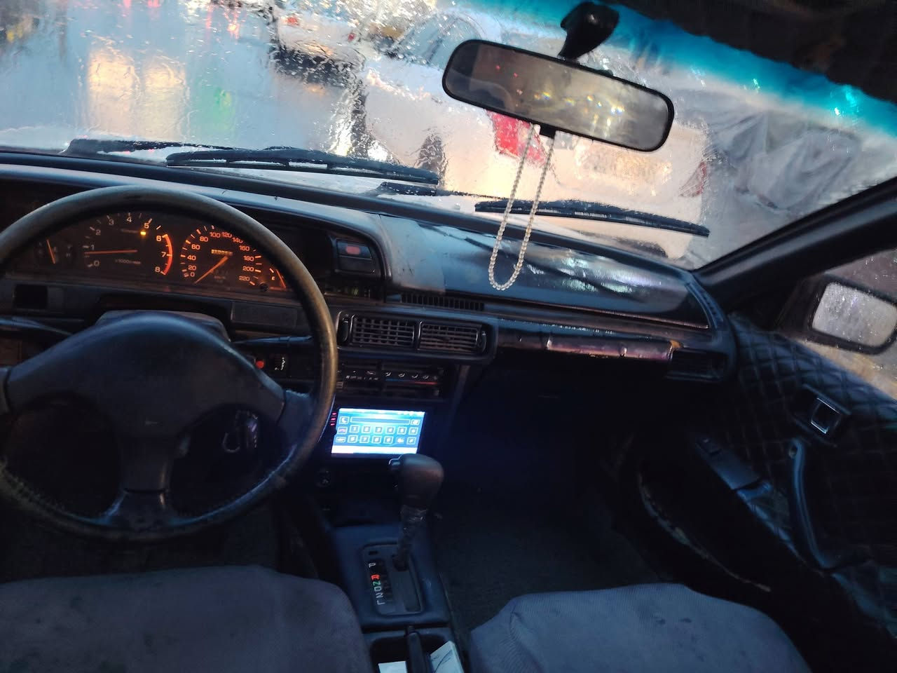 كامري موديل 91 شرط التحويل سياره جاهزه اي عيب سياره تدفئه وتبريد سعر ب 30 وبيها مجال *********** رقم اربيل الثانويه لل 24 دفتر بنزين كامله
