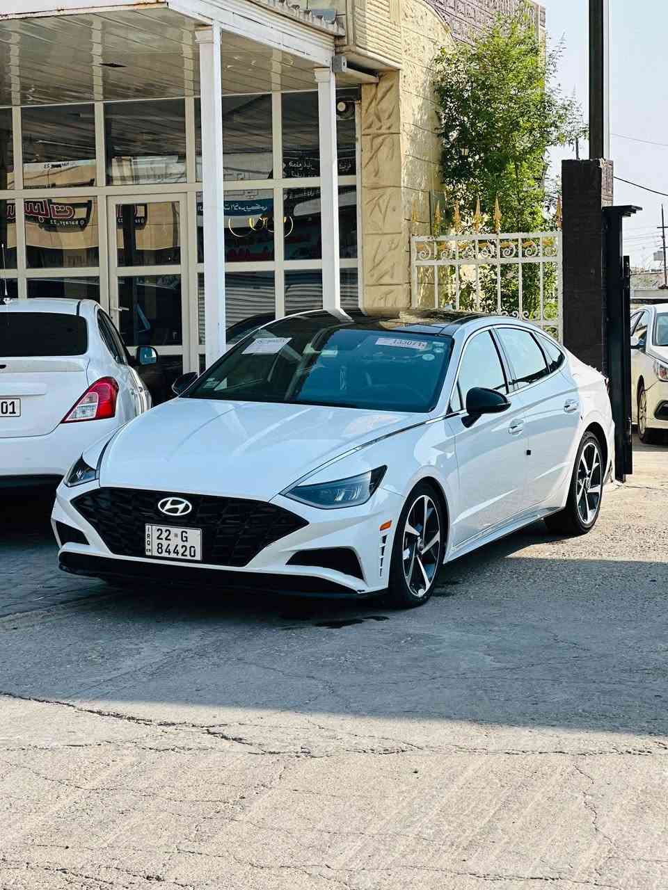 سوناتا 2022 مكفوله كفاله عامه لا غرق ولا حادث فقط الجامه الخلفيه مكسوره 
فول مواصفات محرك 1600 تيربو رقم اربيل باسمي تحويل ثاني يوم العنوان البصرة نواب الضباط مقابل مستشفى العسكري 
*********** 
السعر 195 وبيها مجال قليل البصرة, العراق
