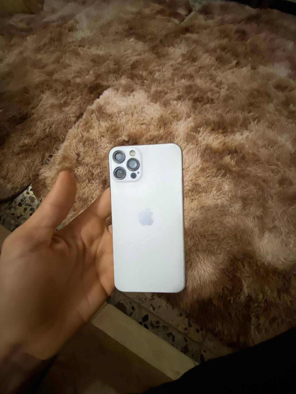 السلام عليكم ايفون اكس محور ١١برو جهاز نضيف وكله شغال ع وضع الشركه فقط بطاريه معلايه فقطط يعني الجهاز كلشي ممبدل بي ومفتوح تخطي يعني اتصال سيم كارت ماكو الاتصال ***********
