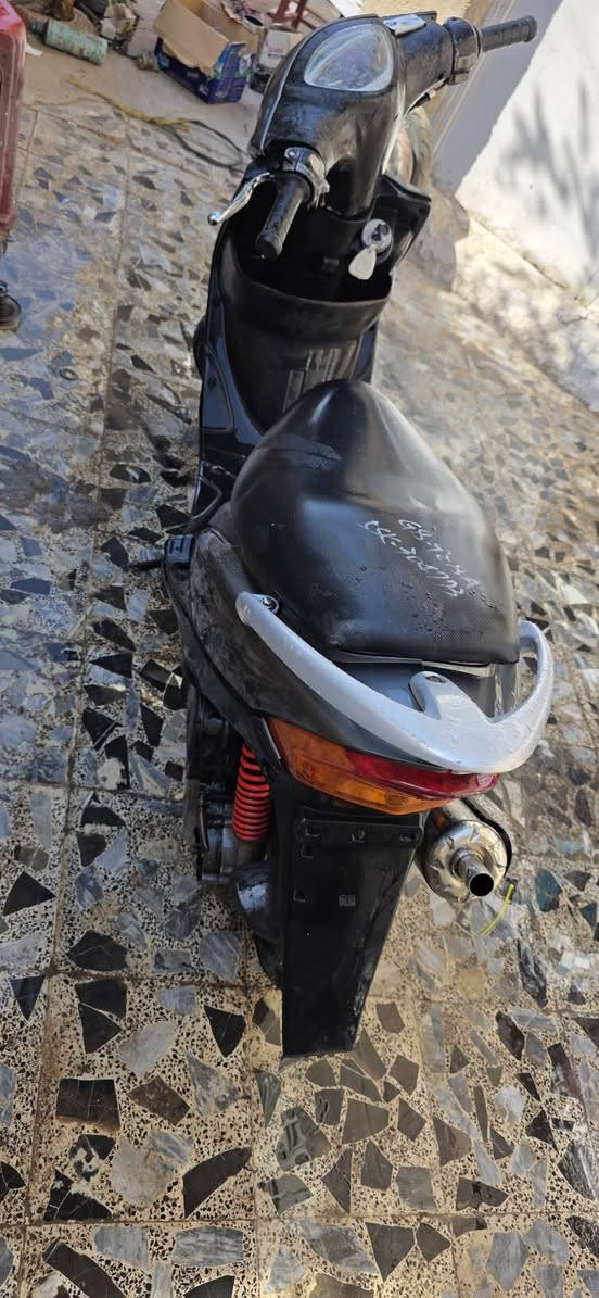 السلام عليكم حبايب ماكس عدلة بوشة 55 ابلاد اجيب المصلح ويك يلة تاخذ الدراجة كفالة عامة بية اكلجات او اشاير او بكلايت 
مال اربعة او كشن مسح الدراجة نكرة سلف  السعر 750 او بية مجال شي بسيط  مكاني ميسان مغربة


**إذا كنت صاحب هذا الإعلان وتريد حذفه لأي سبب، رجاءا أرسل رسالة إلى الدعم الفني**