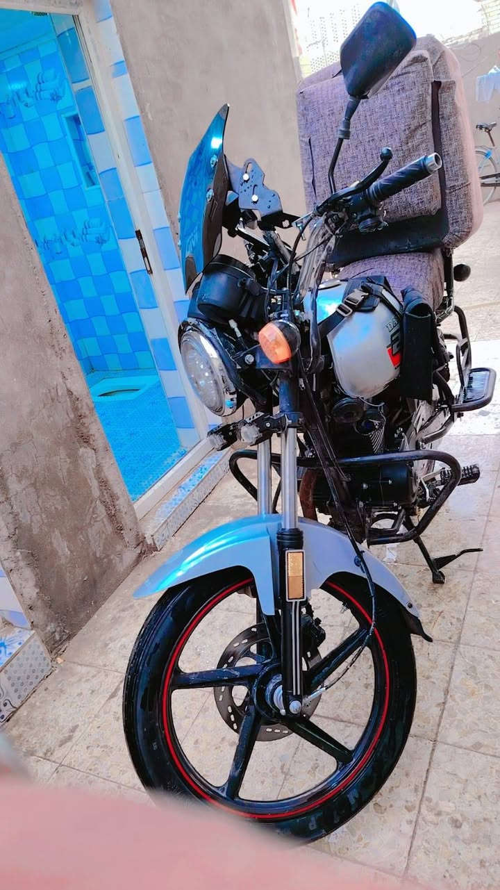 يالله مرخصت ادمن الكروب دراجه دايون
المديل120
الون رصاصي
التزويد جنط مريلت امرايه اماميه دوشمت صندوك
الغراض كله وياه
المحرك مكفوب  
جم سيسي 200سيسي
الكرهبايات كله شغاله  
عوزه خيال بس نكرت سلف 
اوراق اصوالي كبل ترقم 
متوازي ع بيعته او مراوس  حسب القناعه المكان نجف 
ملحضه ما متواجد فيس فقط وتصاب او تصال ***********
