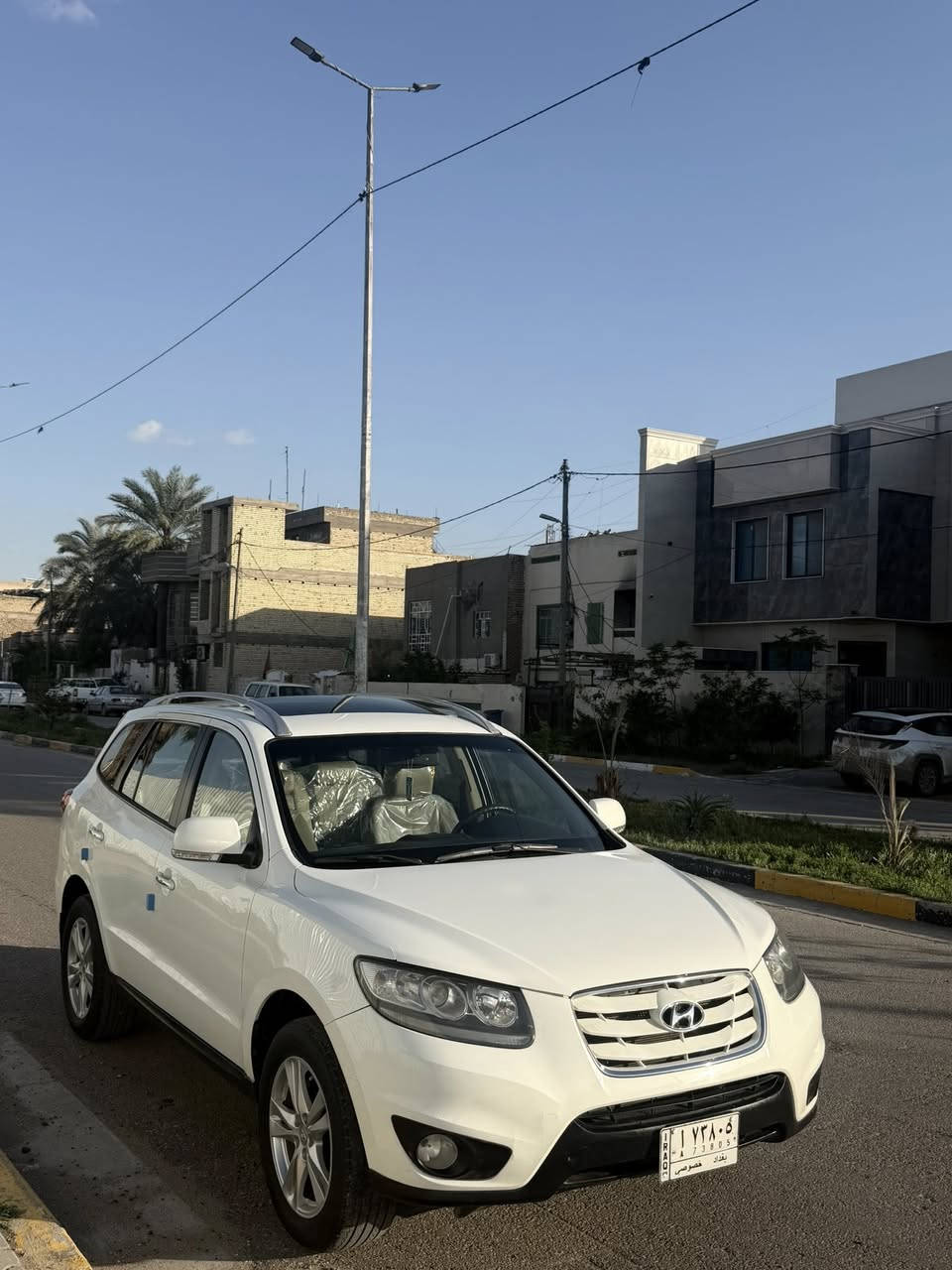 السلام عليكم
سنتافيا 2011 خليجي فول مواصفات 
السياره مكفوله عدا شبرين صبغ جوا الرقم الخلفي السياره جاهزة 
فول مواصفات 
6 سلندر 
7راكب 
بصمة تشغيل 
بصمة أبواب 
تحكم أستيرن جهتين 
فتحة سقف 
اشاير بالمري 
مري شفط
السياره جاهزه بدون نقص رقم بغداد تحويل ثاني يوم للبيع السعر 160 وبيها مجال رقمي ***********
العنوان بغداد الكاظمية
