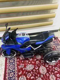 ماطورر أطفال شغال. على الشحن.  150 ألف.     07700002596