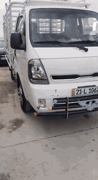 السلام عليكم فحل ٤٠٠٠رقم سليمانيه سياره شركه من الدعاميه لدعاميه شخط واحد مابيه    كله بشرط 
تحويل ثاتي يوم سياره بسمي 
السعر ٢٠٩
وبيه مجال حك الجيه 
مكان السياره سليمانيه رابه رين
***********/***********
الرقمين متوفر واتساب
