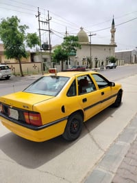 سياره للبيع اوبل 25 ورقه موديل 93. 07709746837