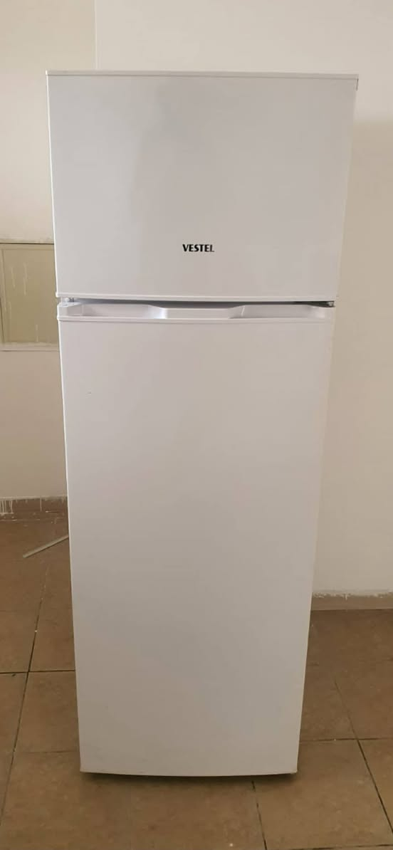 ثلاجه فستل 14قدم جديده كلش سعره 225وبيه مجال بسيط اي ضرر مابيه


**إذا كنت صاحب هذا الإعلان وتريد حذفه لأي سبب، رجاءا أرسل رسالة إلى الدعم الفني**