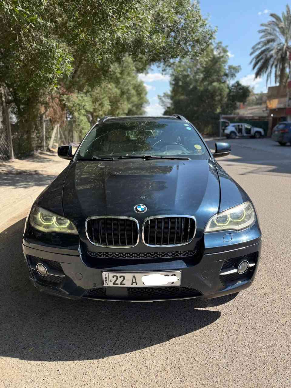 السلام عليكم
للبيع او مراوس 
- - - - - - - - - - - - - - 
النوع :- بي ام - X6
الموديل :- 2012 
الحجم :- 3.5 - 6 سلندر 
الوارد :- خليجي 
الرقم :- شمالي - الدولي 
المسافه المقطوعه :- 149 الف 
- - - - - - - - - - - - - - 
     الـمـواصـفـات فول 1/1
- سلايت 
-مقاعد كهرباء مع ذاكره خزن
- شاشه 
- كاميرات عدد 5
- اوتو هولد 
- حساسات امامي خلفي 
- لايت زنون 
- هاند بريك بصمه 
- صندوق كهرباء 
- بصمه تشغيل + ابواب 
- زراك لايت 
- مري شفط
- تبريد شغال تدفئه قطعتين 
- شفتات ستيرن 
- دمام صوت 
- دفع رباعي 
- لايت دايمنك 
- تحديد مسار 
- دبل اكزوز 
-مقاعد  تدفئه تبريد
- ماوس شاشه 
- نضام سبورت 
- تحكمات ستيرن 
- داخل بيجي 
-مقاعد جلد 
- مرايه داخليه جانبيه عاكسه 
- اناره داخليه LED
- شاشه وسطيه 

      باقي المواصفات معروفه 
- - - - - - - - - - - - - - - - - - 
المكان :- بغداد 
السعر :- 150$ وبيها مجال 
ملاحظه// السياره كاز 
- - - - - - - - 
للاستفسار او اتصال 
***********
