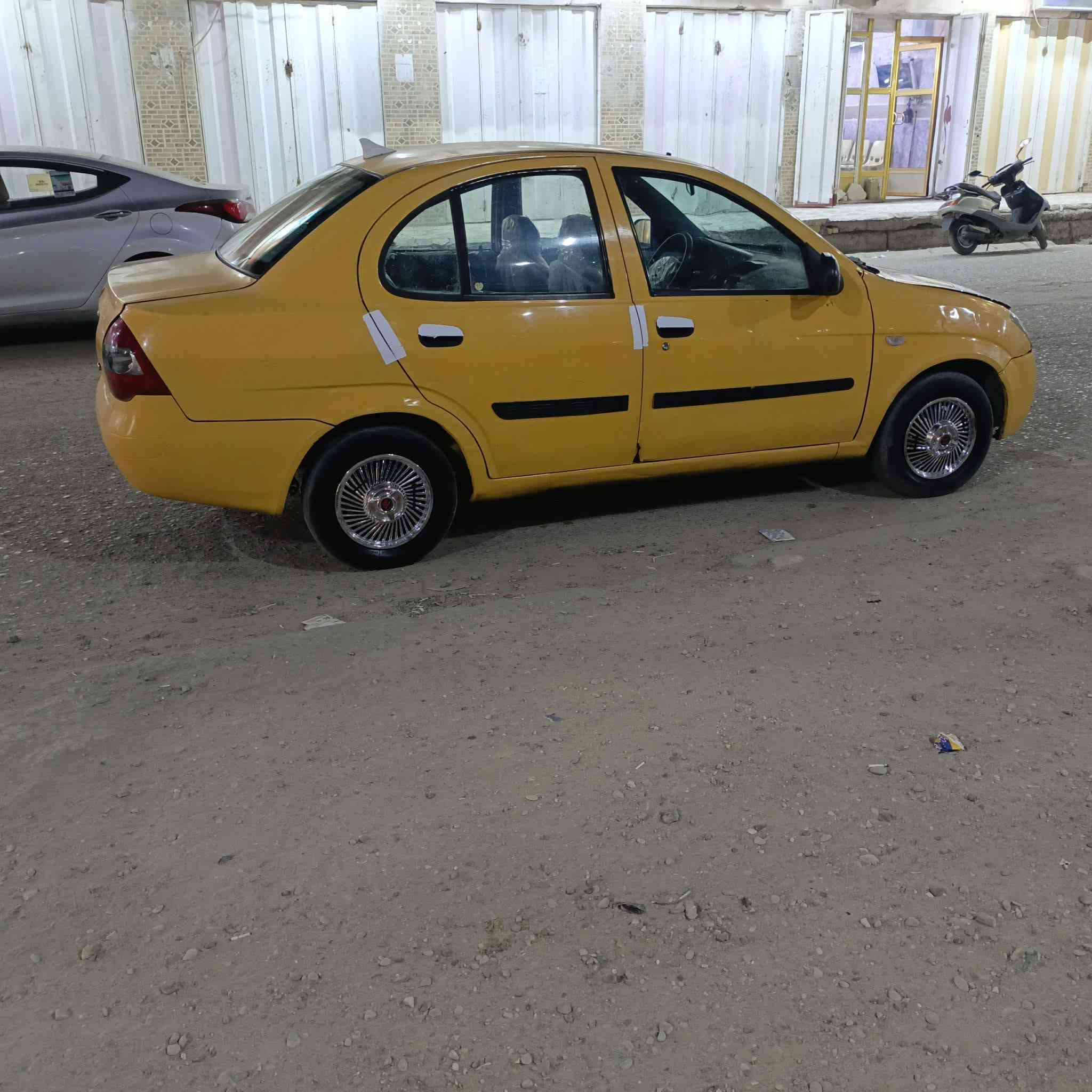 سلام عليكم
للبيع طيبه 
موديل 2015
مكينه وكير مكفولات 
حداده وتخم تاير جدد
مكفولا من الضربه ولتبديل ولصبغ
سياره حلوه مال جناي 
السعر (23)
مكاني ميسان العماره
رقمي ***********
