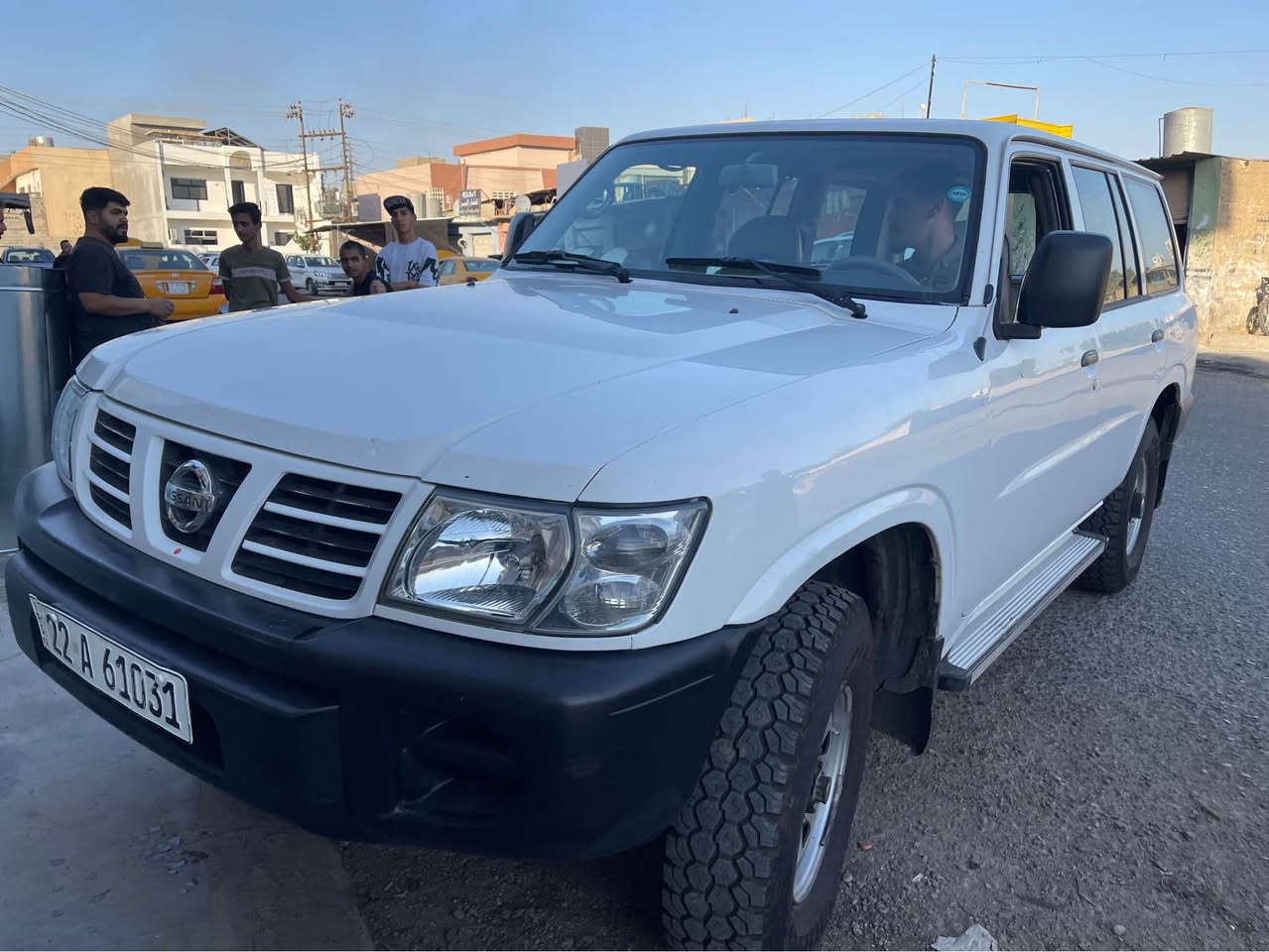 Nissan patrol 2002
كلين 
ناو سپى  مرغوب
غاز و بنزين
سيرفس كامل كراوه 
به شه رت 
بطاقه ى بنزين هه يه 
به ناوى خومانه  به شه  رت حسايبه و انتربول
شوين كركوك شوريجة 
 ره قم خاوه نى ***********واتساب كركوك, العراق
