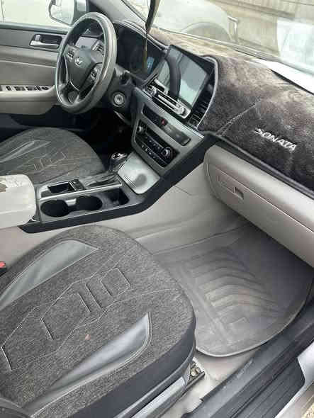 سوناتا موديل ٢٠١٥ وارد امريكي رقم اربيل محرك gdi تيربو تبديل جاملغين امامي بدون حادث بدون ايرباك وصبغ بالدور  الخلفي كير محرك تبريد حدادية مشروطات وعالفحص  مكاني بغداد 
السعر ١١٥ قفل 
***********
