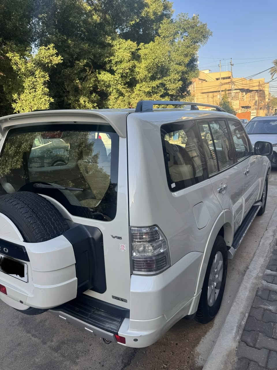 السلام عليكم
باجيرو حبتور 2010 مكفولة من الصبغ والبارد رقم بغداد بأسمي السنوية 1/1 سلايت لايت زنون دمام حساس خلفي كشنات كهرباء تبريد 3 قطع 7 راكب كشنات جلد 6 ايرباك 12 سماعة فور ويل مكاني المنصور او منطقة علي الصالح السعر 148$
***********
