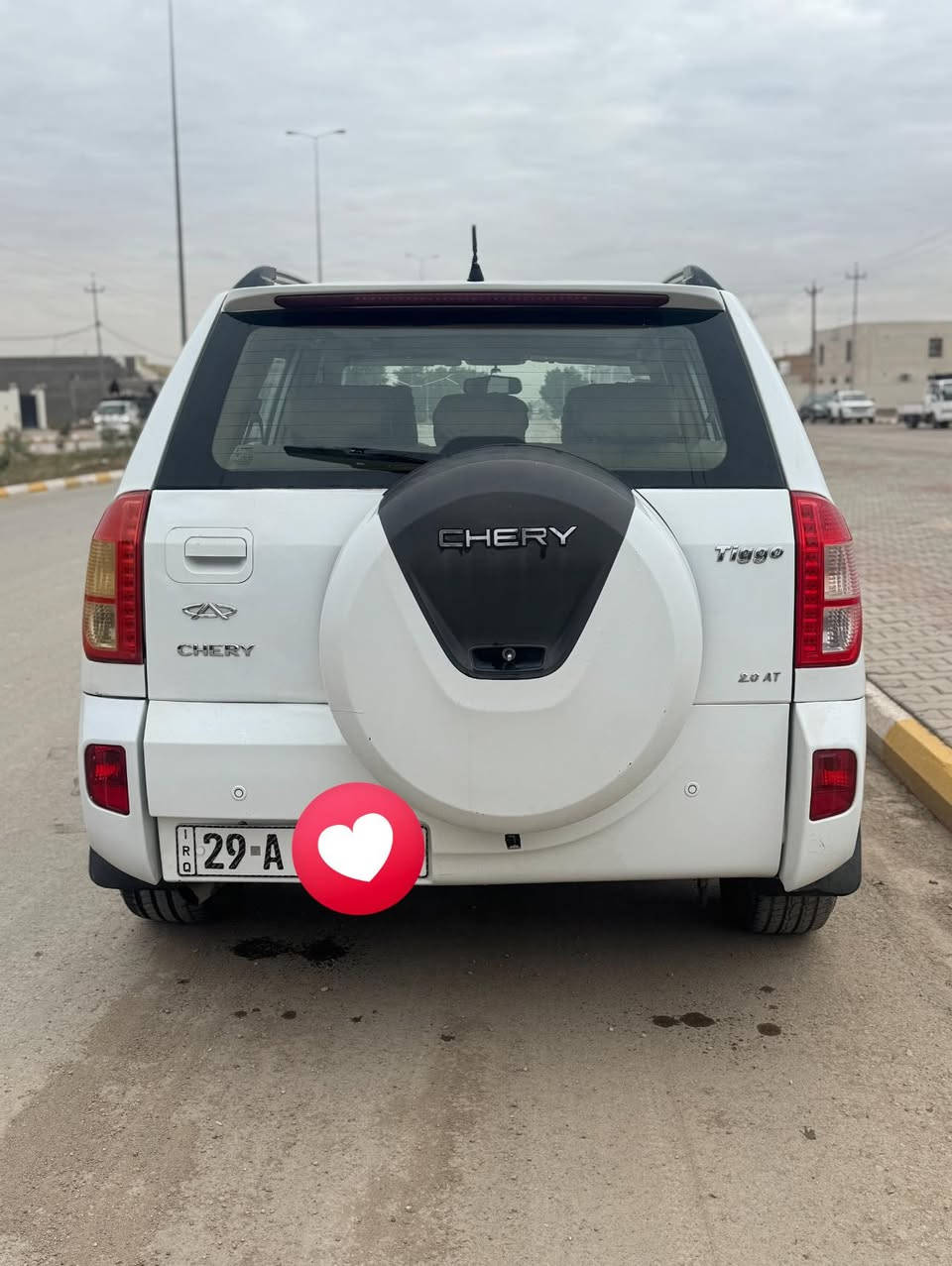 السلام عليكم تيكو 2015 كير ميكانيك مكينه كير كفاله بيهه منضومه غاز السياره نضيفه جدا وضع شركه عدا خياس ملكط فتحه سقف شغاله شاشه اندرويد كهربائيات شغاله ماتصرف عليهه ربع رقم واسط جديد الانكليزي هزه جديده السعر ٨٠ وبي مجال بسيط مكان واسط كوت مركز المدينه ***********
