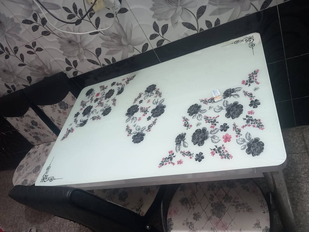 السلام عليكم غراض مستعملة للبيع
بايسكلات باله اوربي واحد لحد عمر ١١ سنوات سعره ٤٠ والثاني لحد ٨ سنوات سعره ٣٠
مكنسة كهربائية مال باله جدآ نظيفة قوة الشفط ٣٨٠٠ واط سعرها ٥٠ الف
عربانة طفل سعرها ١٥
ميز طعام نظيف وياه ٤ كراسي ٢نظيفات و٢ يرادلهن فقط تغليف الظهر سعره ٥٠
المكان بغداد حي الجهاد ***********

