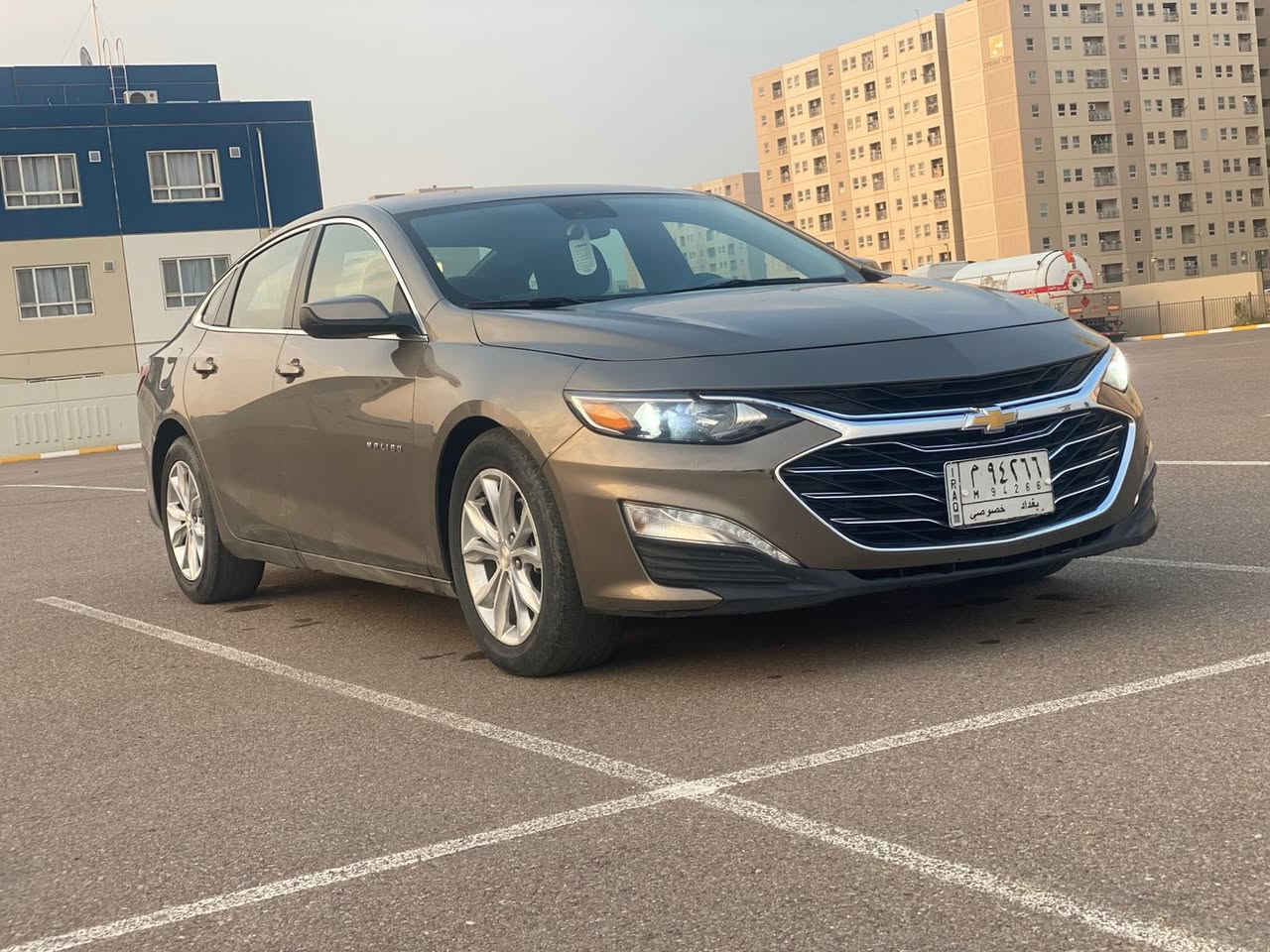 ماليبو 2020 LT
للبيع او مراوس 
السعر 129 ورقه 
موديل 2020 بغداد تحويل مباشر 
السيارة خير من الله
فئة LT (مواصفاتها معروفة)
بصمة تشغيل
بصمة أبواب
بصمة جنطة
تشغيل عن بعد
إطفاء تلقائي (Auto Stop)
كشن السائق كهربائي
فول تحكمات ستيرن
قطعتين تبريد
شاشة تدعم Apple CarPlay
محرك 1500 تيربو
حادث موضح بالصور
 جاملغ صبغ
بنيد صبغ
المحرك والگير 
كفالة 
العداد 103  ألف ميل
مكان السيارة
بغداد – بسمايه 
للتواصل
***********
