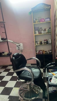 غراض صالون • مواد تنظيف • أجهزة