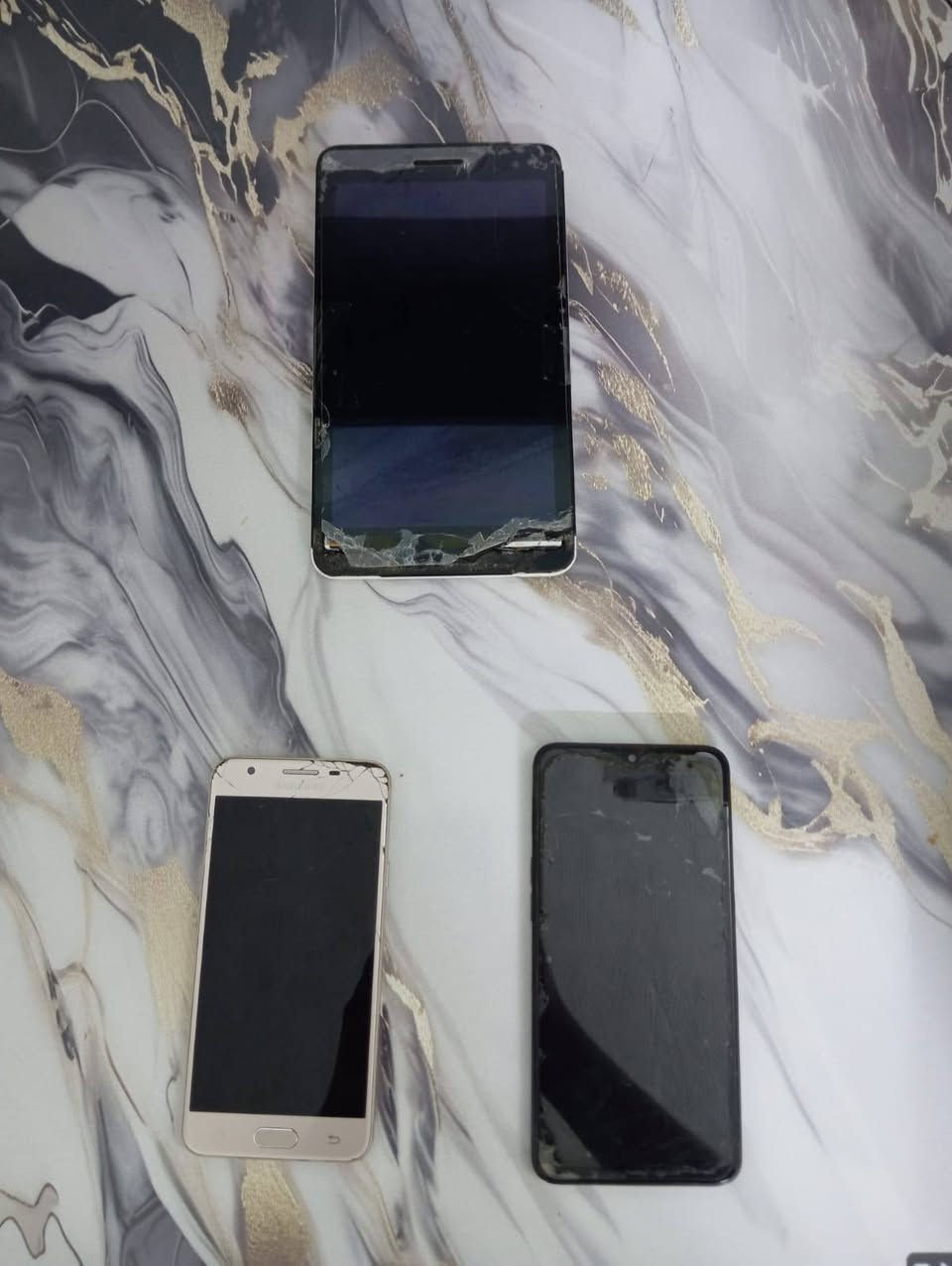 موبايلات عاطله للبيع (ايباد هواوي+ جي 5 برايم بصمه+ A10s)
السعر 60الف كلهن
للأستفسار ***********
مكان بابل المسيب حي العسكري
