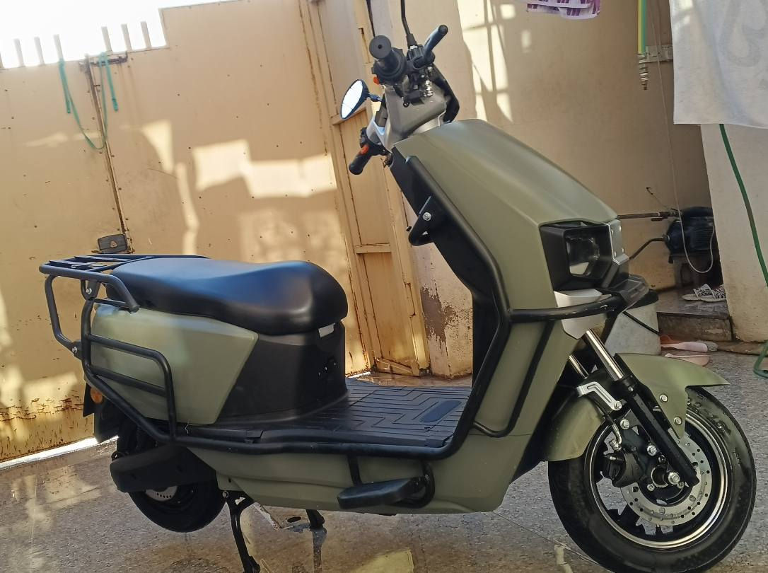 للبيع فقط ماطور جديد بشكل
السعر600
 مكاني موصل الأيسر التواصل ***********
