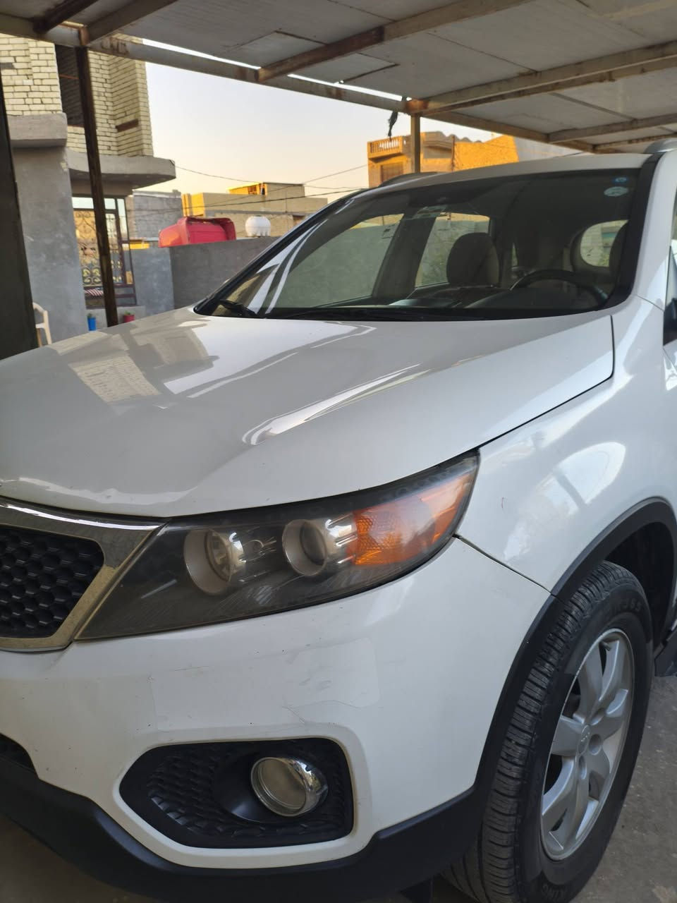 السلام عليكم 
سورنتو 2012 
مواصفات نص فول 
سياره مكفوله 
محرك أربعه سلندر 2400
الاستفسار عله الرقم ***********
