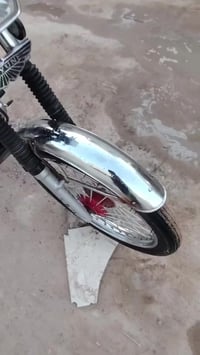 دراجه أدوات مبدل ولفات فقط دراجه نضيفه ما عوزهة اي شي هاذ الرقم0772712...