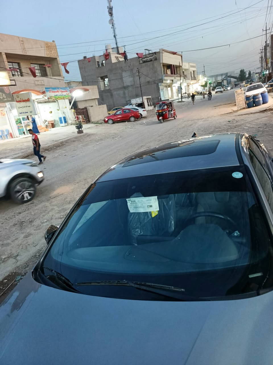 السلام عليكم للبيع الانترا 2023 ان لاين 1600 تيربو فول مواصفات واحد ع واحد سياره جديده ماشيه 78 الف ميل  حادثه بس دعاميه اماميه بدون ايرباك بدون دواخل سياره جديده بمعنى الكلمه مكان السياره بغداد اليوسفيه هاتف ***********
 السعر 155 وبيه مجال
