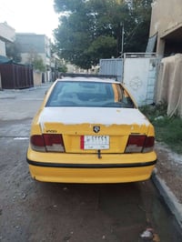 عندي هاي السياره سمند  2009 مصفره ماعليها اي غرامات  سعرها 25 ورقه  و ...