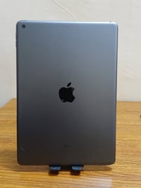 ايباد ٩ • ٦٤ جيجا • شاصي معوج