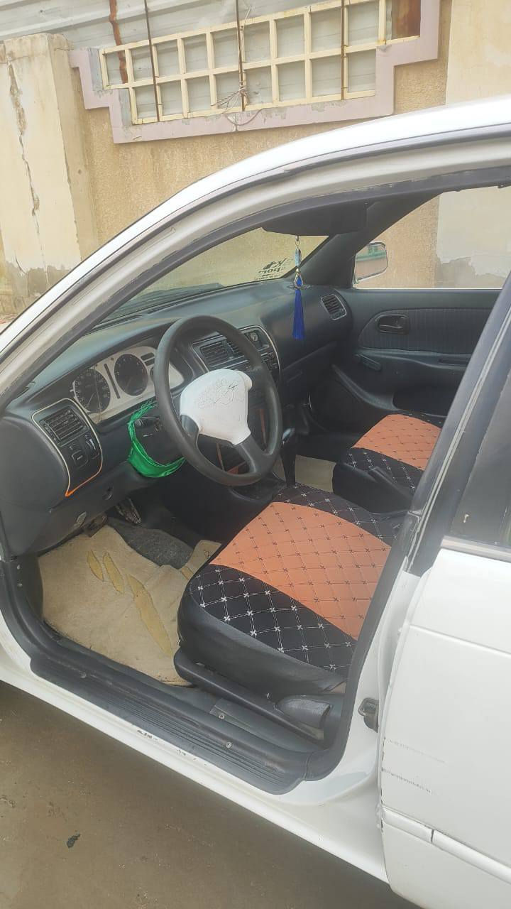 سياره كورله مديل 93 سنويه ماصاقطه راعيها يريد يداور سياره مشروع وطني محرك بي خيط بخار ضربه مالتها بجاملغ الايسر مثل ما موضح بصوره سعر السياره 45 ورقه وبيها مجال حك الجيه مكان نجف رقم الهاتف ***********
