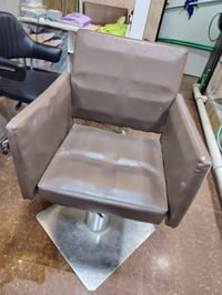 كرسي حلاقه • عدد ٢ • حي الجهاد