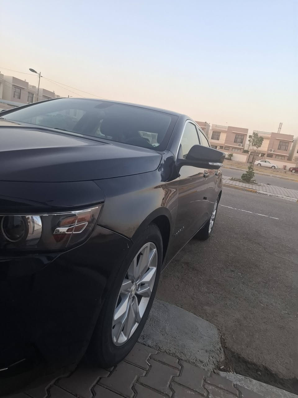 امبالا ٤ سلندر موديل ٢٠١٧ حادث بنيد وجاملغ ايمن . صبغ ٤قطع . السياره جاهزه من كلشي تدفءه تبريد حداديه تخم تاير جديد . كير محرك لا حماوه ولا دوانز . رقم بابل الدولي باسمي . السعر ١١٠ . ***********
