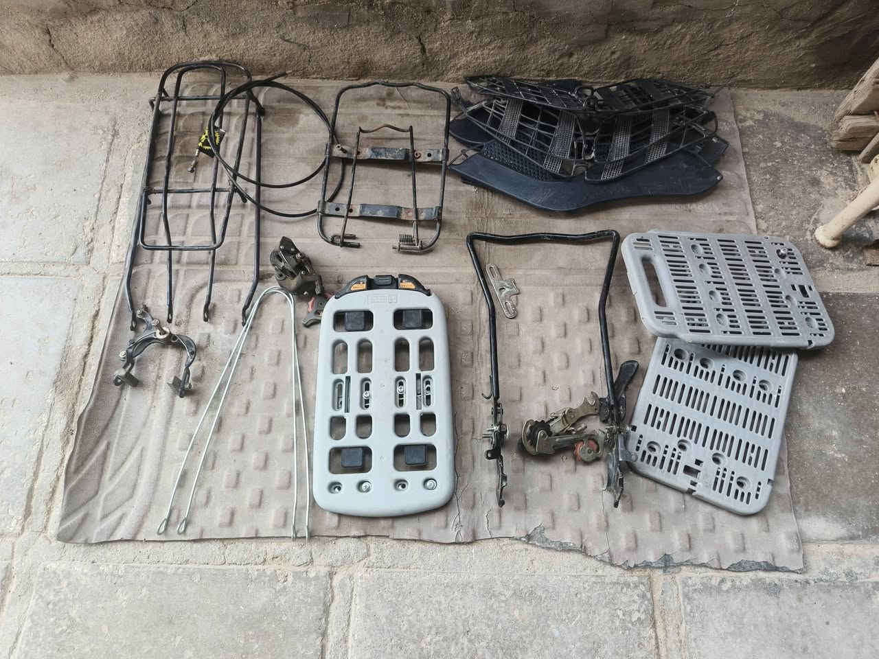 لبيع شلع نحفف شراي دش خاص وتدلل 😅👍🏻😅


**إذا كنت صاحب هذا الإعلان وتريد حذفه لأي سبب، رجاءا أرسل رسالة إلى الدعم الفني**