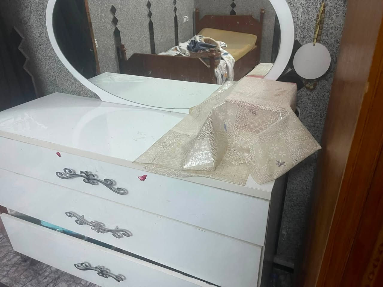 السلام عليكم ميزتواليت تركي للبيع بعده جديد سعر45الف***********
