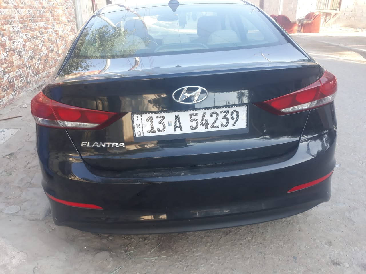 السلام عليكم
سيارة النترا ٢٠١٨ وارد امريكي 
ضرر البنيد تبديل فقط بدون اي دواخل
 مواصفات بيهة تخم تاير حدادة جديدة 
 مكينة ٢٠٠٠ دوش رقم ميسان انكليزي جديد
 سعر ١١٩  بيهة مجال
تليفون ***********
