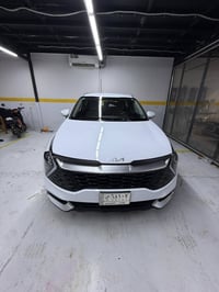 للبيع فقط سبورتج ٢٠٢٢  خليجي مكفوله   ماشيه ٧٢ الف  سياره جديده معنى ك...