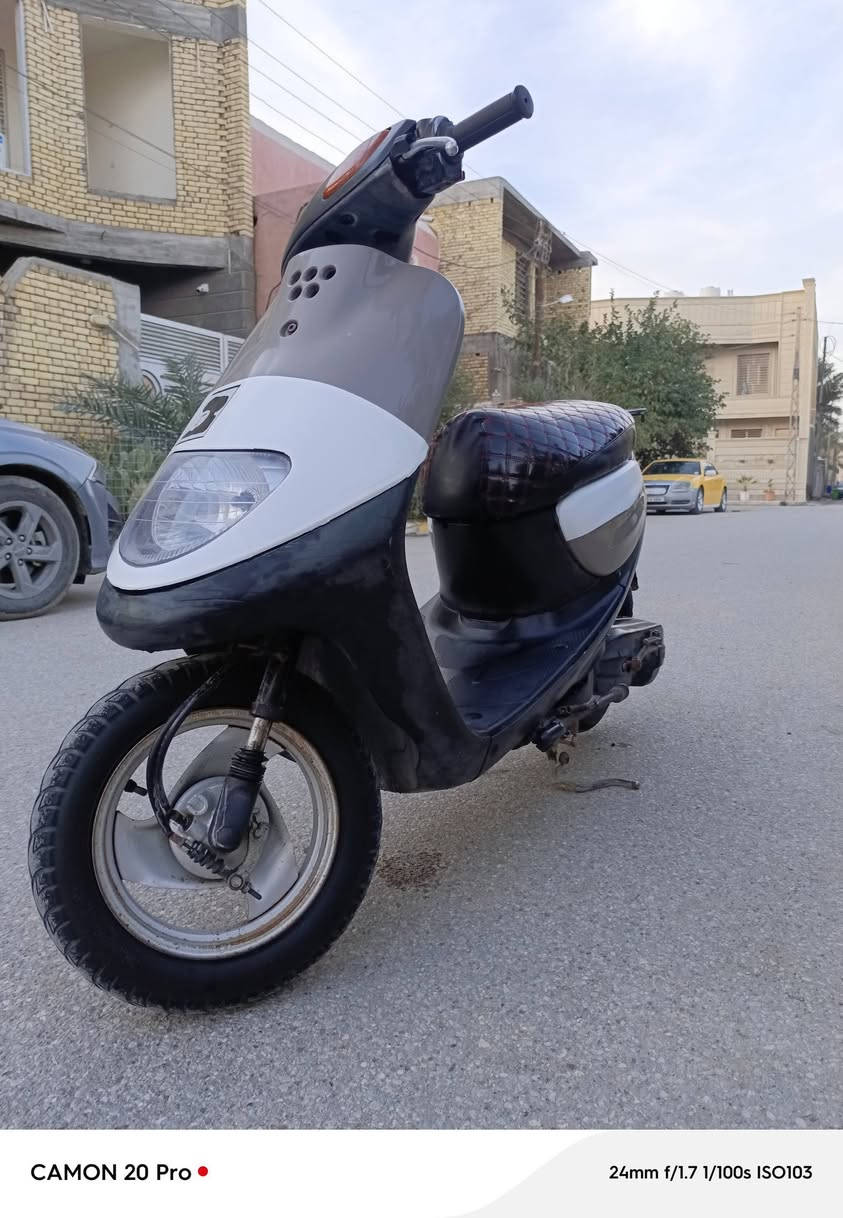 دراجه منغولي نثيه مكينه ما فتوحه شرط ناعمه خرسه  دراجه كهربائيات كلها شغاله سلف هندر اشاير بكلايت كله أستانه ام حساس شغال قفل جنطه قفل اكسن دراجه برقي ما مفتوح بيهه جديده أو نضيفه الرقم /*********** مكاني ناصريه مركز
