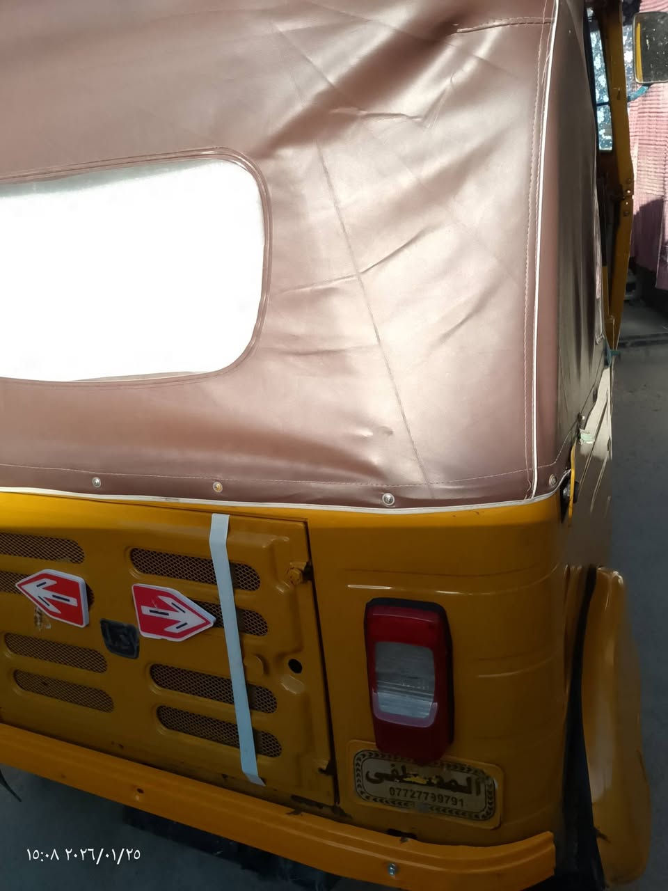 تكتك 18 داخله ب19 (مامرقمه) مكينه خير من الله نضيفه كبل للشارع دوشمه جديده ومسجل السعر 4500قفل 
العنوان بغداد حي اور ام الكبر والغزلان متواجد***********
