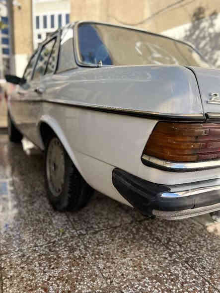 ابو جحيل موديل ٨٥ السياره فول وامعمره تعمير درجه اوله اسلايت شبح جام تبريد محرك ٦ سلندر تخم تاير سعرها ٧٥ ورقه تلفون *********** بغداد
