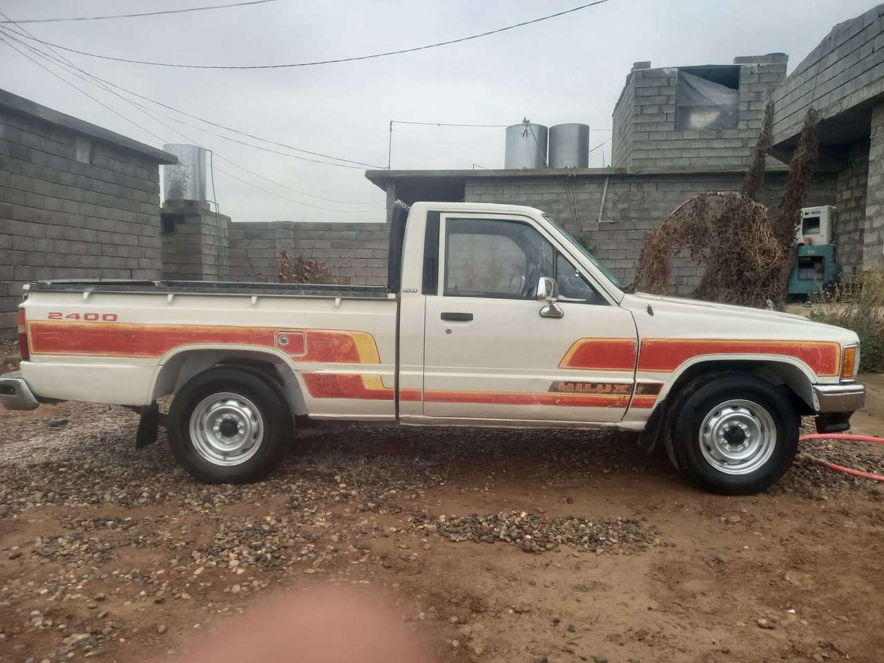 للبيع اكرويسدا ٨٨ ضرر جاملق وبو نيد.      ***********
