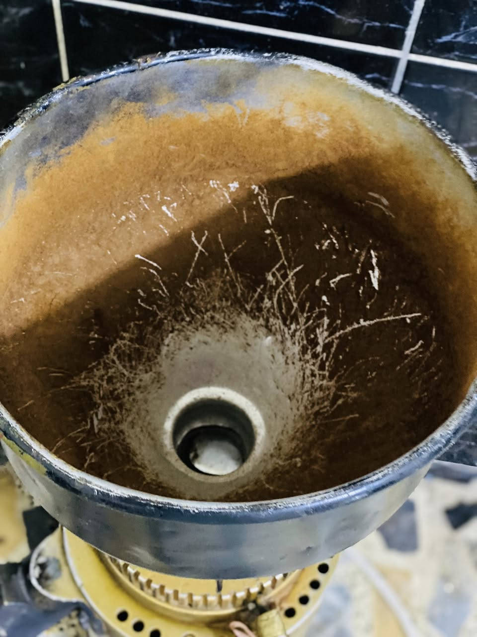 السلام عليكم مطحنة قهوة اردنية للبيع زكي نصر افضل صناعة بالاردن  شغاله مابيه اي شي نقص للستفسار اتصال ع رقم *********** واتس اب
