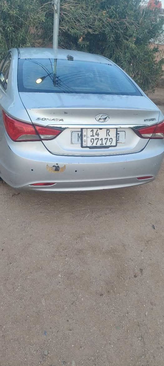 سوناتا موديل 2013 حرة بأسمي سنوية مجدده ٢٠٢٨ تبريد تدفئة كهربائيات كلها شغالة
بيها ضربة بالجاملغ الايمن الامامي  لايت زنون اشارة بالمري 
السعر 100$ وبيها مجال 
البصرة شط العرب الجزيره 
***********
