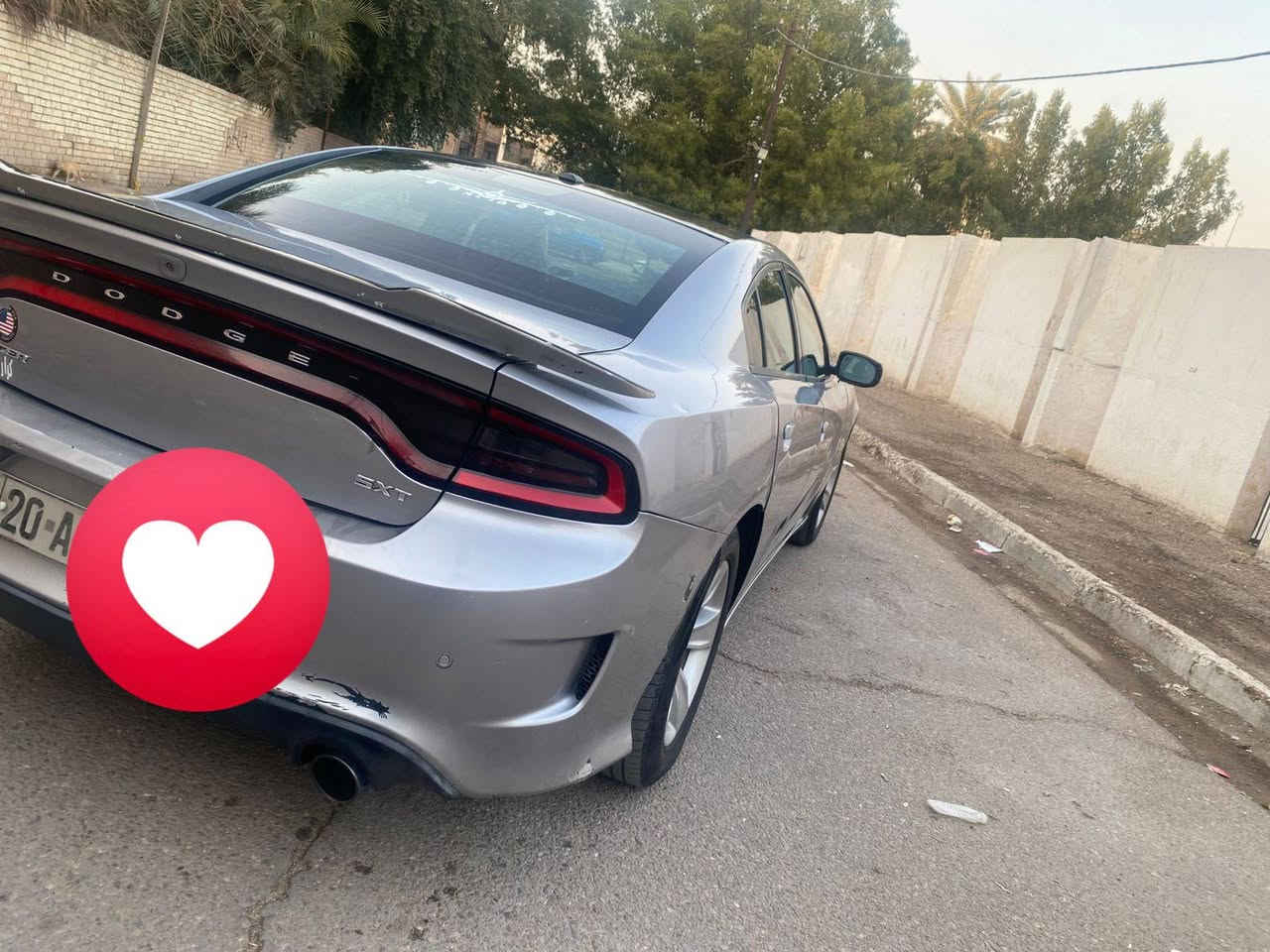 السلام عليكم 
جارجر للبيع sxt
المديل / 2018
الظرر دعاميات الأمامي والخلفي 
تخم تاير جديد 
الكير والمكينه كفاله 
تبريد خير من الله 
رقم ديالى انكليزي 
السياره بسمي وشرط التحويل 
صور الحادث موجوده بالمنشور 
السعر / 175 وبيها مجال 
مكاني بغداد حي القاهره 
الاستفسار اتصل ( *********** )
