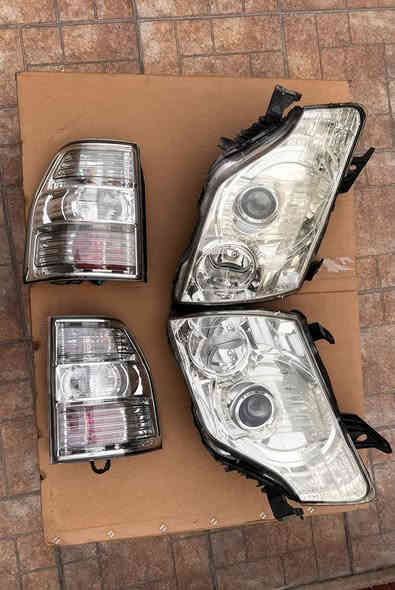 السلام عليكم اخوان لايت و بك لايت و كفر اسبير للبيع وبسعر مناسب التواصل على رقم *********** تحياتي
