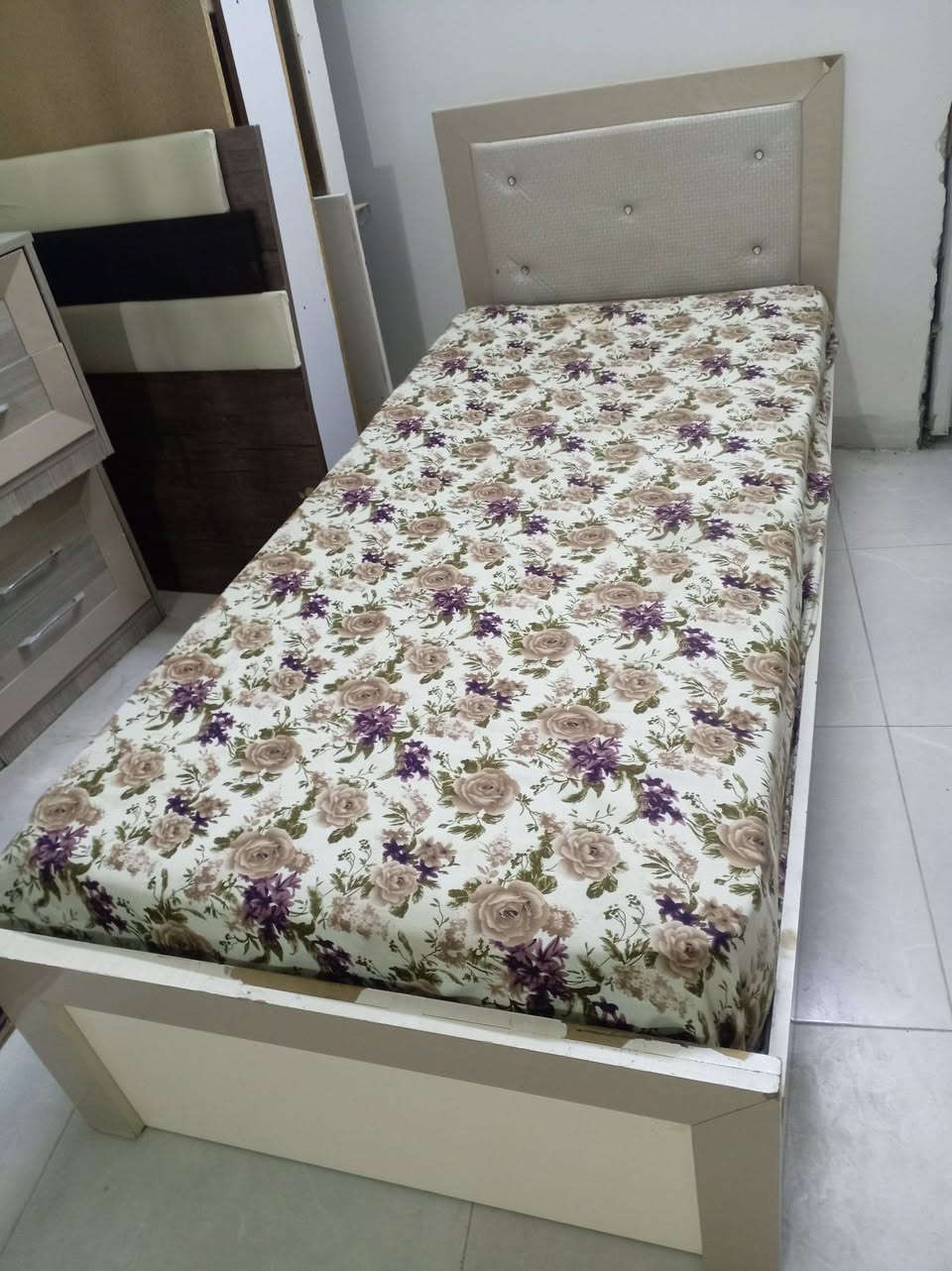 للبيع سعر مناسب عنوان أربيل *********** وتساب
