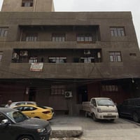 بناية تجارية • ٦٠٠م • شارع النضال