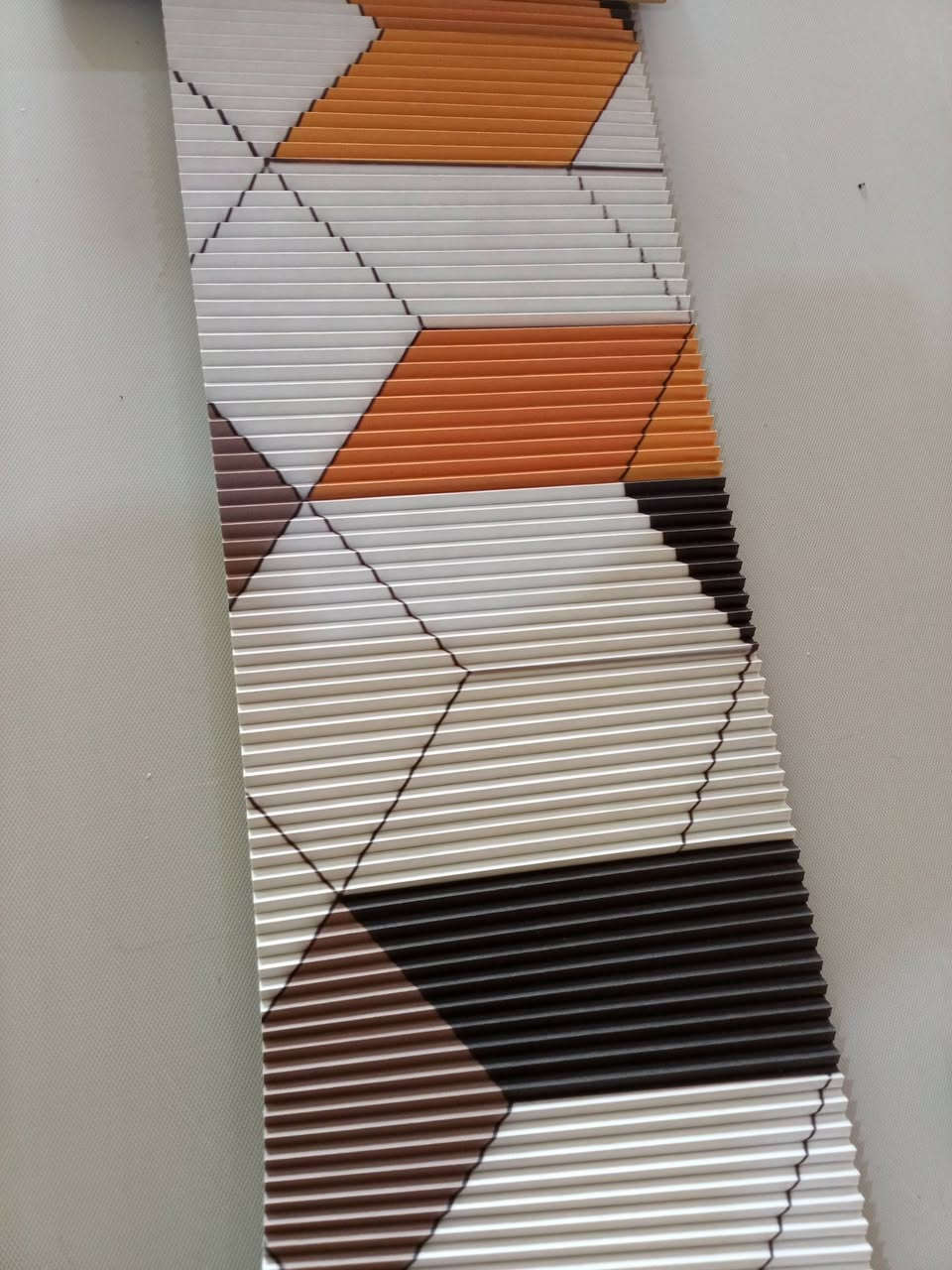 السلام عليكم 
70 الف للمتر المربع سلايت برده وتر بروف ( عازل للأتربة والامطار والرؤيه)
60 الف للمتر المربع سيم مانع حشرات( عازل للحشرات فقط)
100 الف للمتر المربع كلاسك سيم و برده معاً
العنوان البصره قضاء المدينه 
‏‪***********‬‏
‏‪***********‬‏
