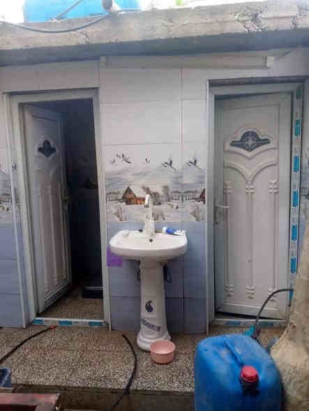 دار للبيع ١٠٠ م زراعي سند ٢٥ حي طارق قرب مولده المري وقرب حسينيه ابو صالح السعر ٧٠ لااستفسار يرجى مراسلة وتساب
***********
