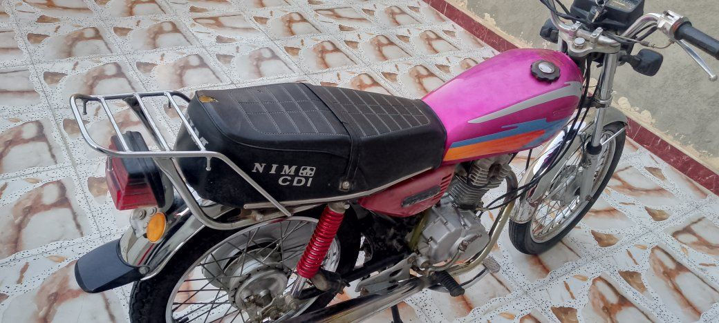 سلام عليكم دراجه نامه للبيع كامله هندر واحد مكينه ناعمه كلك.  كلك.     كلك.   مكاني سوق الشيوخ العكيكه  
((***********))
