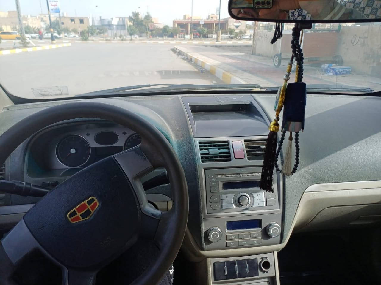 يالله
سلام عليكم جيلي ام كراند موديل 2012 للبيع السياره 
رقم نكليزي هزه جديده باسمي دواخل جديده حداديه كله نفض جديده الكشر شويه عوزه ترتيبات السعر 30وبي مجال حك الجيه العنوان الناصريه حي الشموخ  ‏‪***********‬‏
غير متواجد عل فيس الرقم واتساب واتصال
